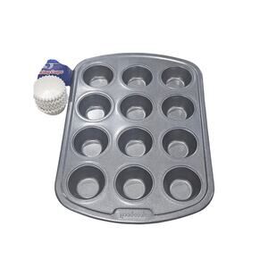 Mini Muffin pan 12 muffins